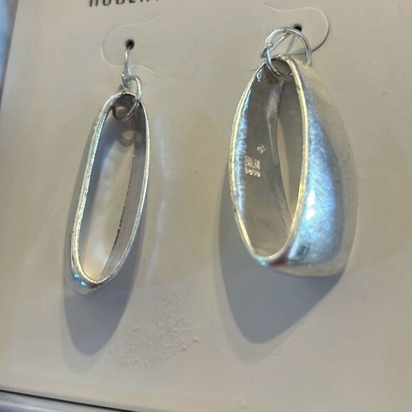 Robert Lee Morris Signed Silver Tone Earrings NWT - Picture 3 of 4